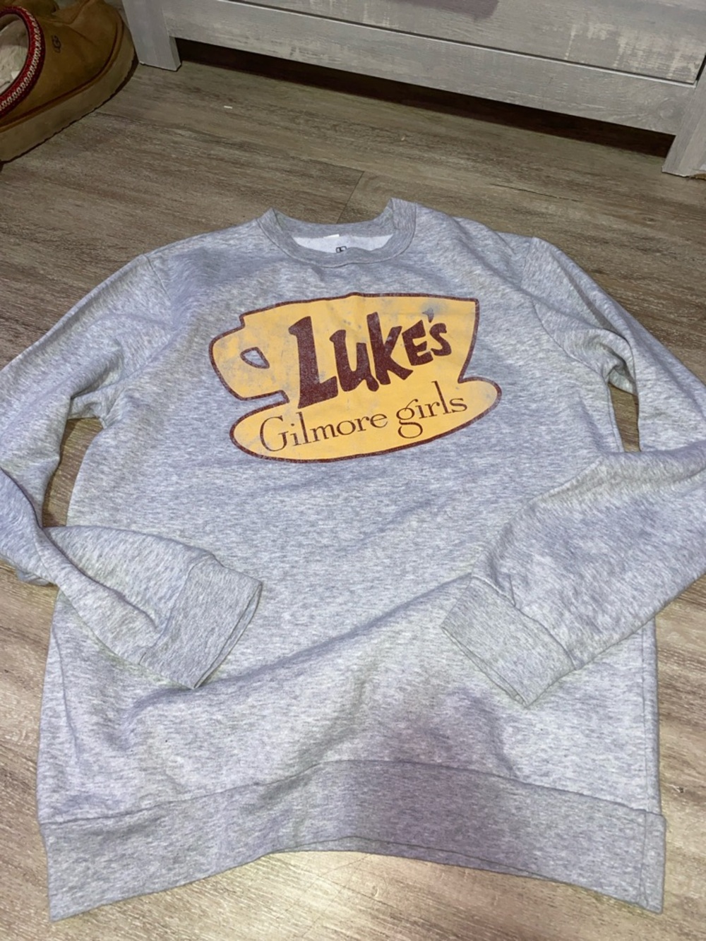 Amazon Light Gray Crewneck Sweatshirt with Luke's Gilmore Girls (fits small) - Picture 4 of 6